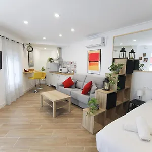 Rentalsevilla El Rinconcito De Lola Sevilla